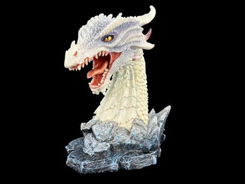 Azur dragon buste - buste, veronese