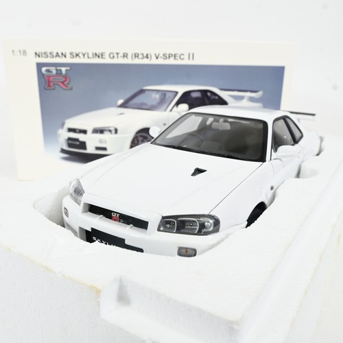 Autoart nissan skyline - autoart,