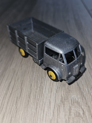Dinky toys 25a ford - toys,
