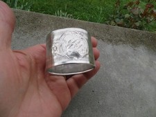 rond de serviette en argent
