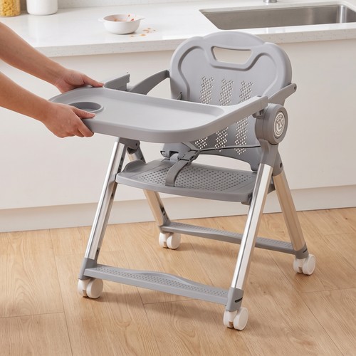 Chaise haute bébé pliable