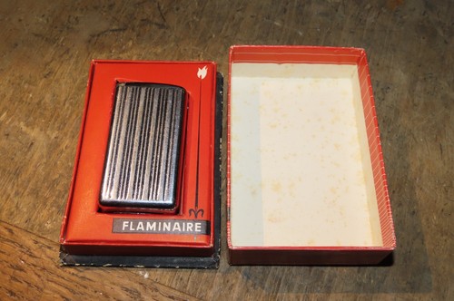 Briquet flaminaire - briquet,