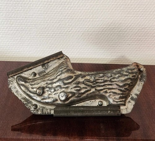 Ancien moule chocolat - à,