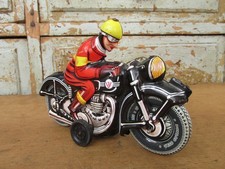 WJ JOSEPH WAGNER MOTO A FRICTION EN TOLE JOUET ANCIEN TOY WESTERN GERMANY