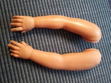 Pièces poupée Jesmar 90 cm (bras droit & gauche).