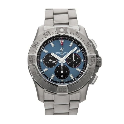 Breitling super avenger b01 - super,