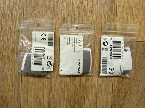 Lot badge diagral atral - lot,