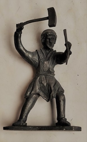 Vintage sculpture figurine - sculpture,