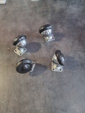 Un jeu de 4 Roulettes de