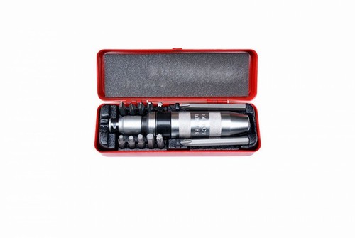 Tournevis frapper avec - tournevis, a