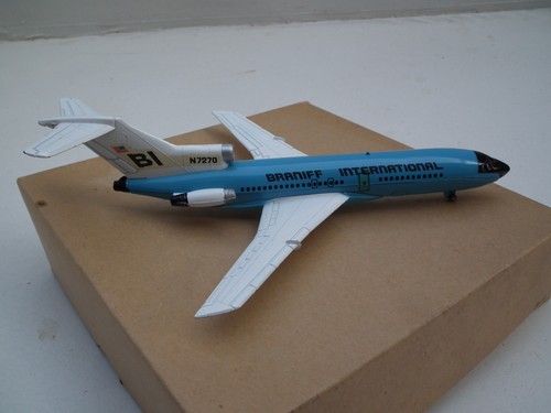Avion métal miniature boeing - métal,