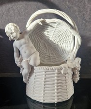 BISCUIT ANCIEN PUTTI CORBEILLE