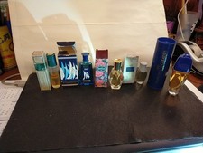 lot de miniatures de parfum