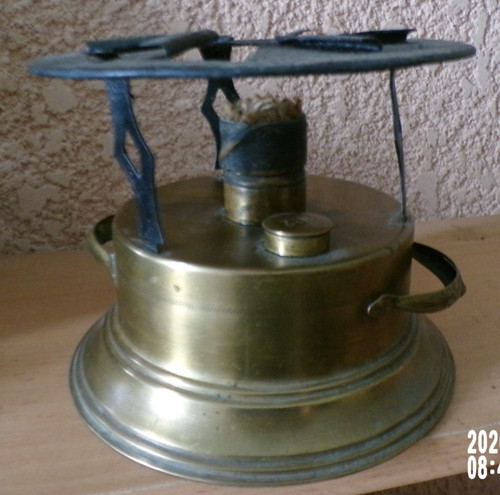 Ancien réchaud laiton - ,