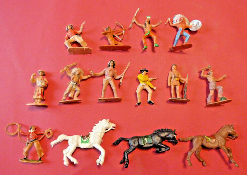 Plastic toys soldiers - ,