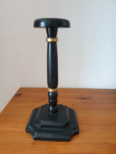 Beau porte chapeau - en, bois