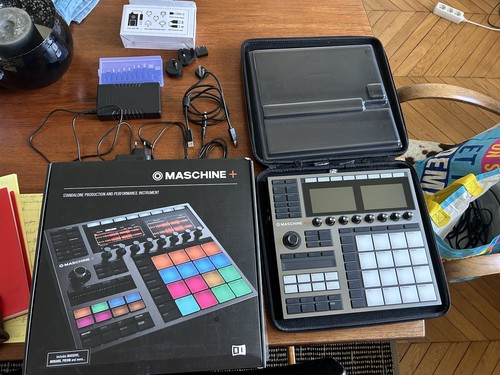 Maschine plus très - plus,