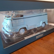 RENAULT Estafette bleu clair