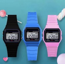 Montre Digitale Rétro Vintage