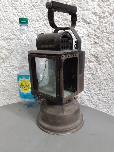 Lanterne lampe tempête - n, c