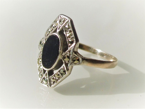 Belle bague ancienne - belle,