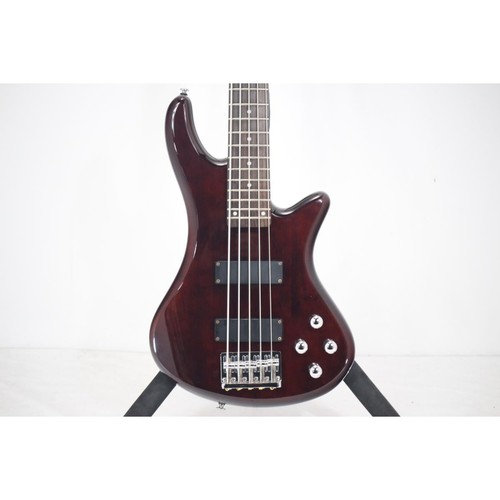 Guitare basse électrique