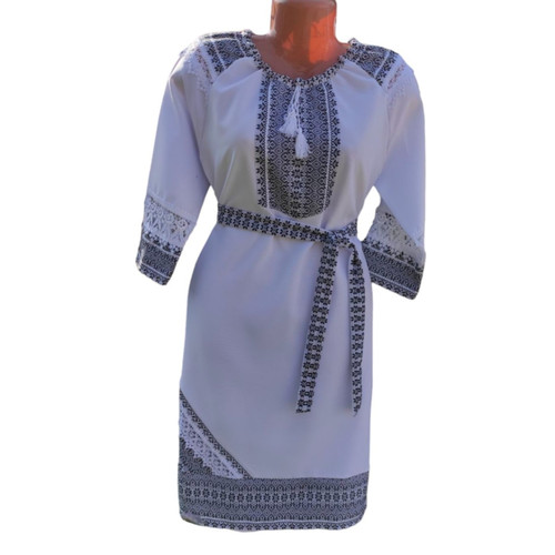 Robe brodée vyshyvanka - robe,