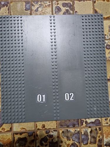 Plaque 25x25 grise avec - 25x25,