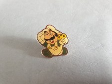 Pin's TV Video Games Video Game Console LUIGI - Super Mario Bros Nintendo