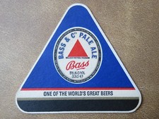 Unique Triangle Bière Dessous ~ Bass Brassage Pâle Ale Depuis 1777 ~ England, GB