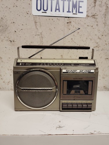 Boombox ghetto blaster - blaster, sharp