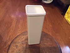 Tupperware ~  Cheese & Cracker Keeper w/ Tray 1696 Almond Velveeta Cheese Butter