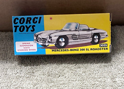 Corgi toys mercedes benz - 1:43, mercedes-benz