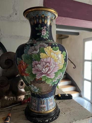 Grand vase cloisonné - , style
