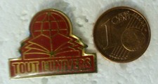 PINS PIN'S BADGE ALL THE UNIVERSE ENCYCLOPEDIA MEDIA PRESS COST SHIPPING