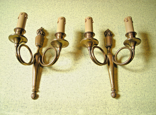 Paire appliques cor de - -,