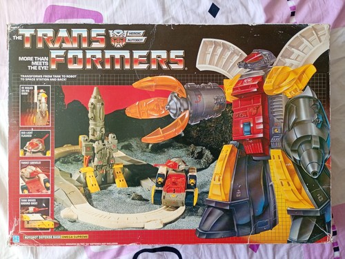Hasbro transformers omega - hasbro,