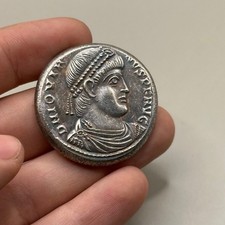 ANCIENNE GRANDE PIÈCE DE