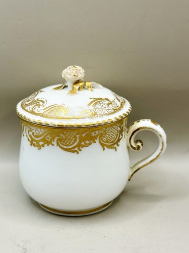 Pot crème porcelaine de - À, en
