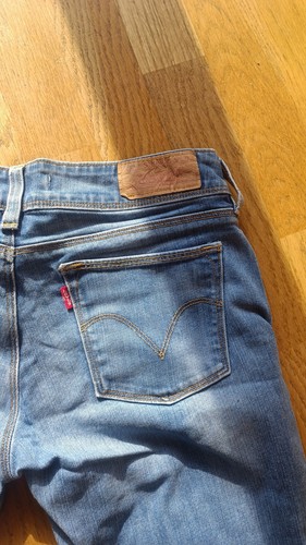 Short jean levi - en,