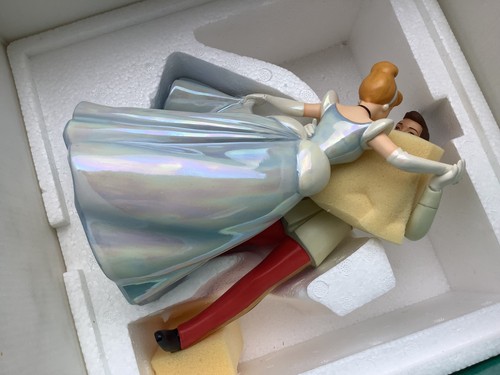 Wdcc cinderella and prince - cinderella,