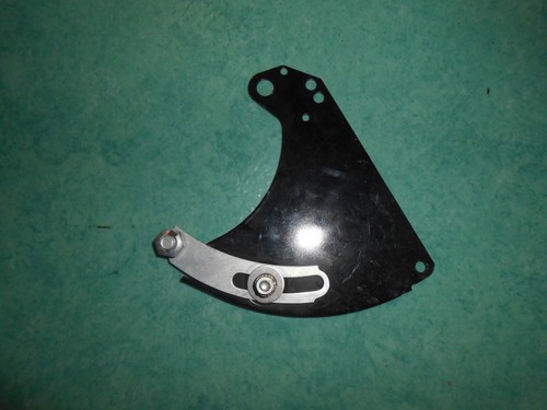 Tôle support moteur gauche