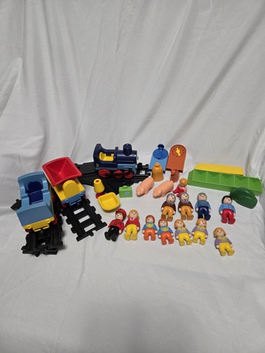 Vintage 1990 playmobil lot - playmobil,