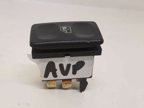 Bouton lève vitre avant
