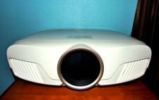 Epson PowerLite Home Cinema 5040UBe 3LCD 4K Enhancement HDR Near Mint ISSUES