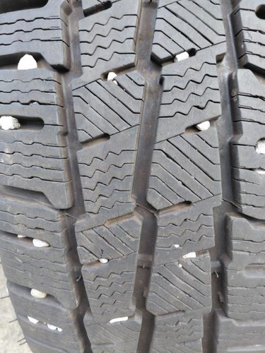 Pneu 215 r16 109 - pneu,