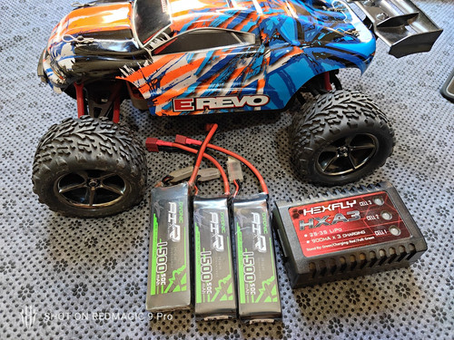 Traxxas revo 16 4wd - traxxas, 1/16