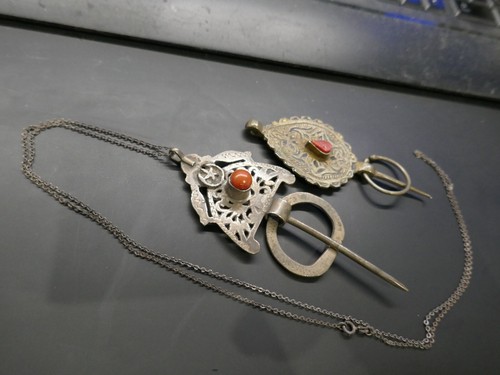 Belles fibules argent - 2,