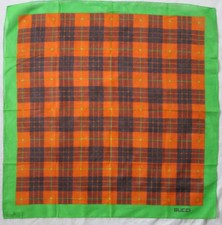 -Superbe Foulard GUCCI  100%