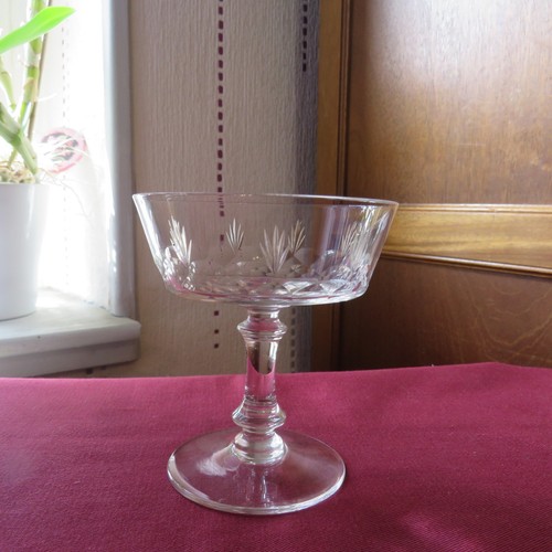 Coupe champagne en cristal - a,